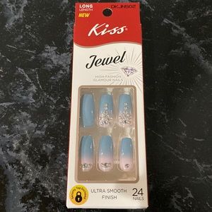Kiss Jewel glue on nails